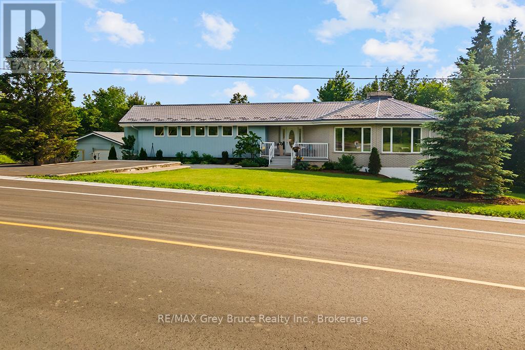 15 Isthmus Bay Road Property Photo 3