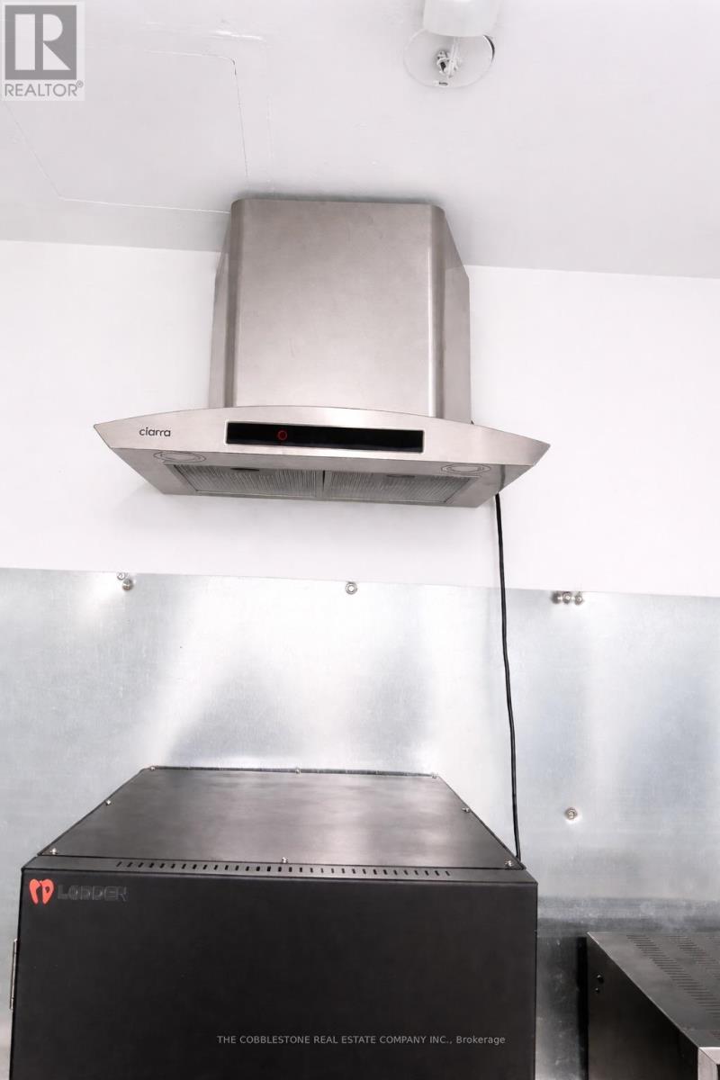 X13013802 Property Photo 24