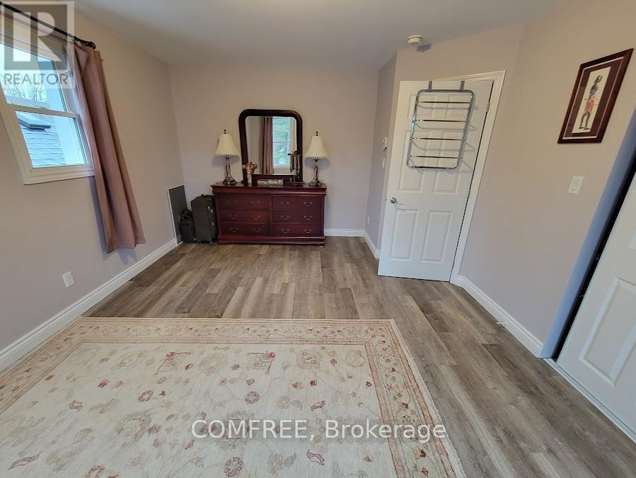 136 John Street Property Photo 22