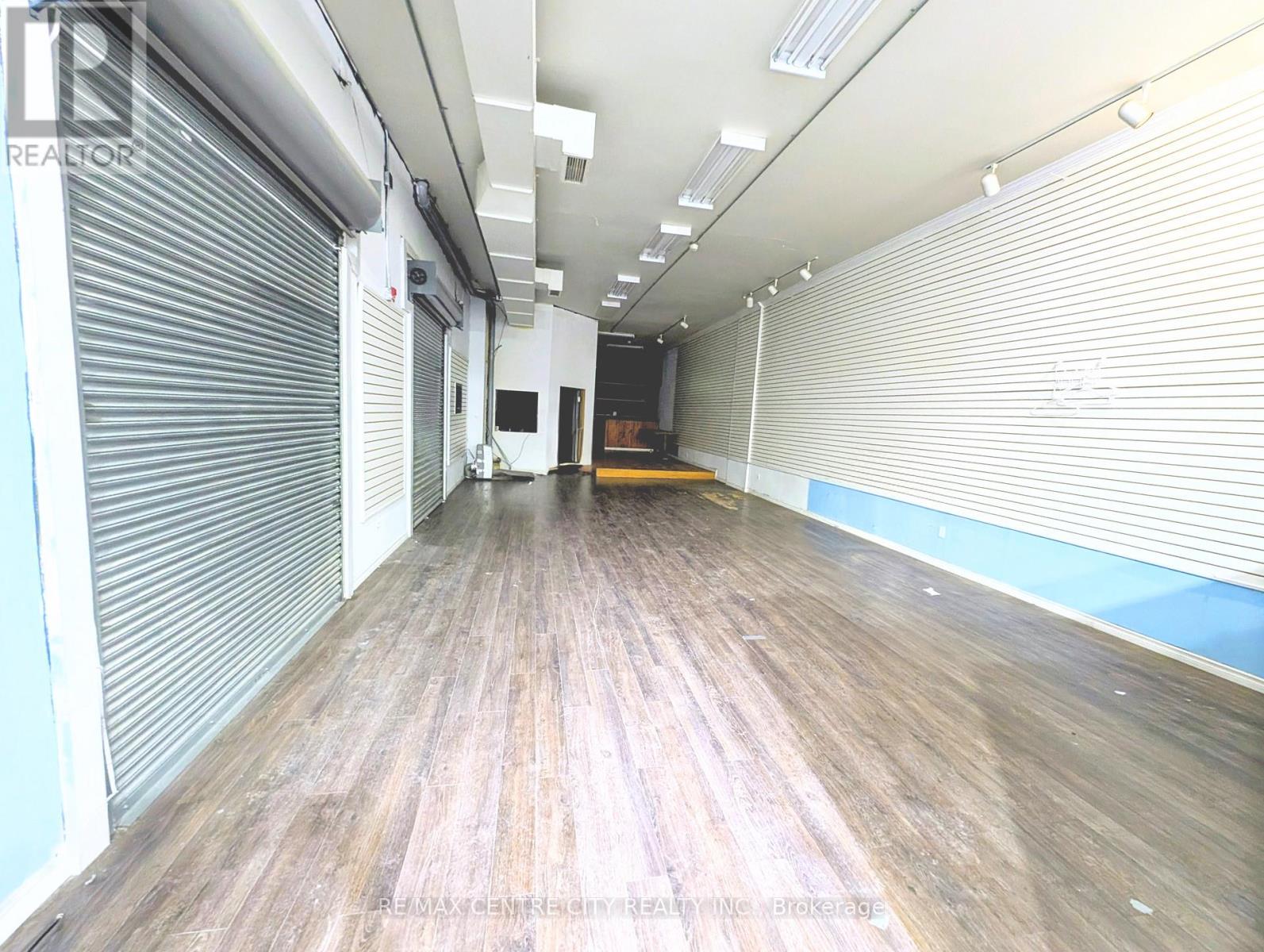 Unit B - 362 Richmond Street Property Photo 2