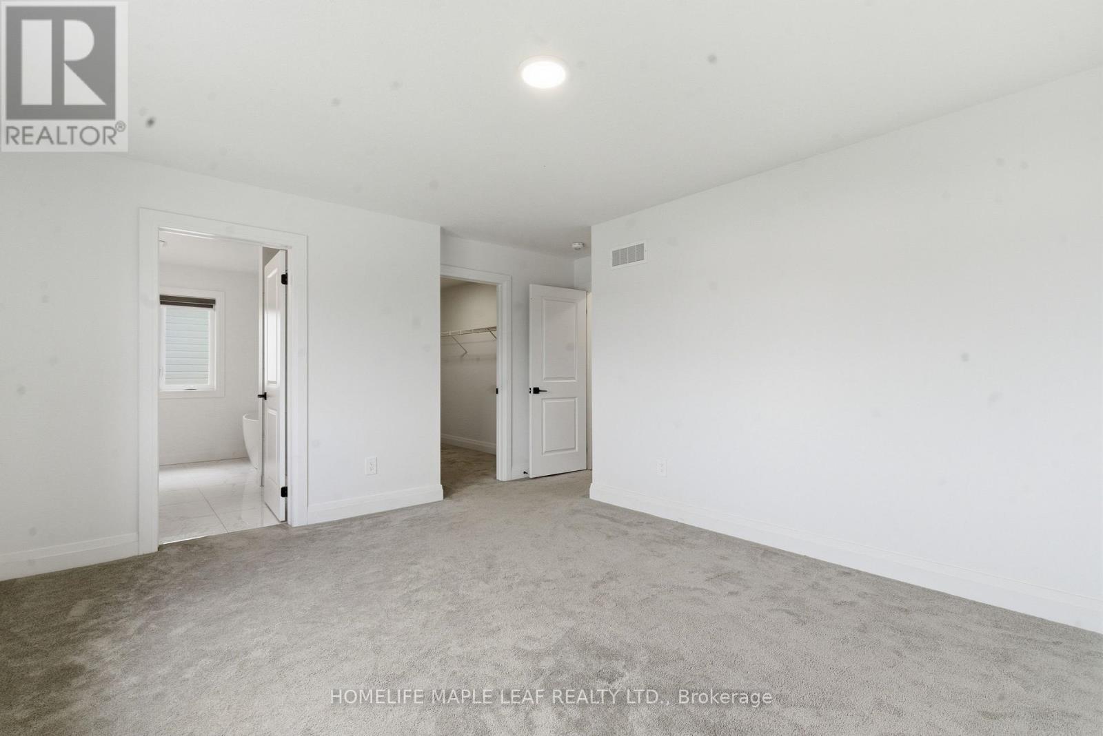 1566 Wright Crescent Property Photo 25