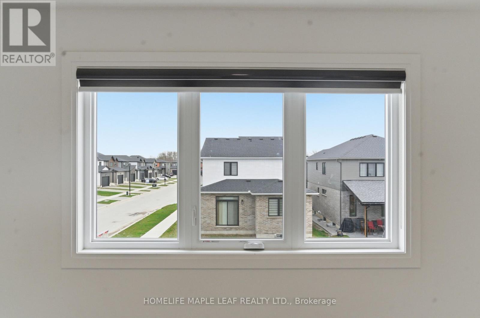 1566 Wright Crescent Property Photo 26