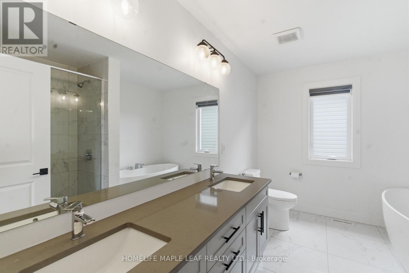1566 Wright Crescent Property Photo 27
