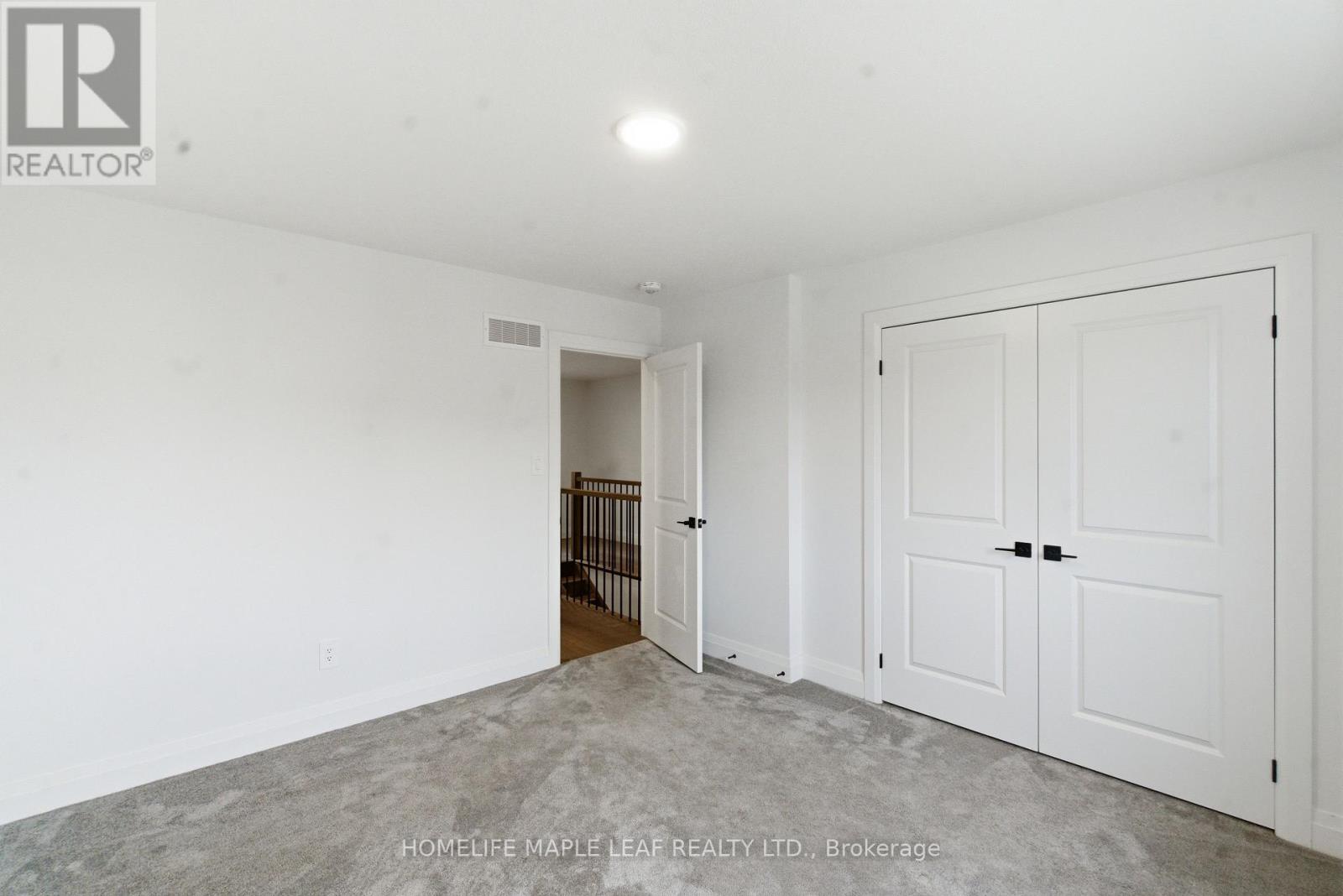 1566 Wright Crescent Property Photo 34