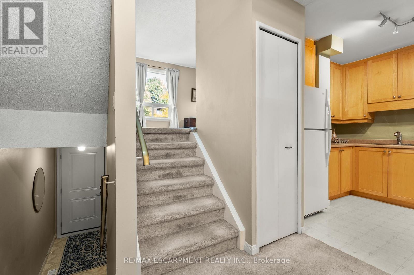 N1 - 444 Stone Church Road W Property Photo 13