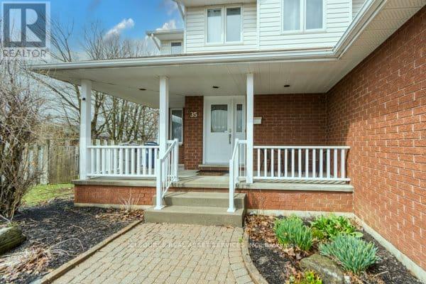35 Loraine Avenue Property Photo 2