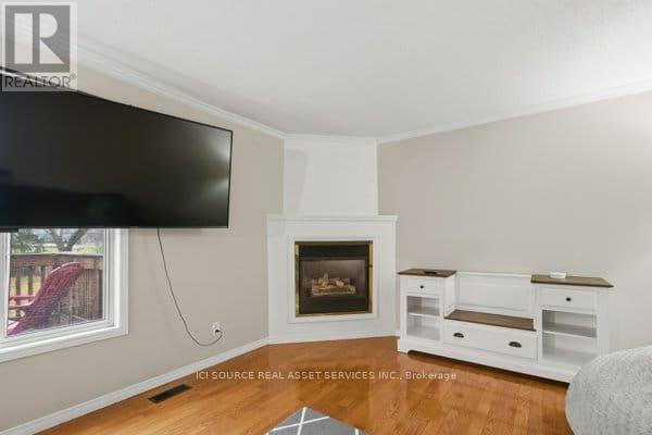 35 Loraine Avenue Property Photo 7