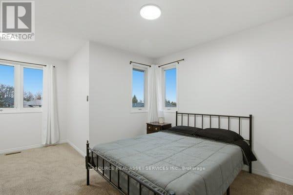 35 Loraine Avenue Property Photo 21