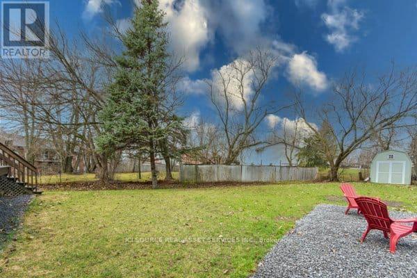 35 Loraine Avenue Property Photo 31