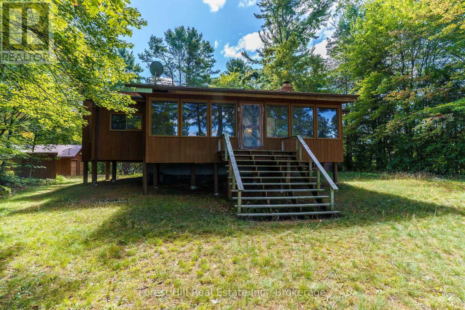 2 - 2991 Muskoka Rd 117 Road Property Photo 16