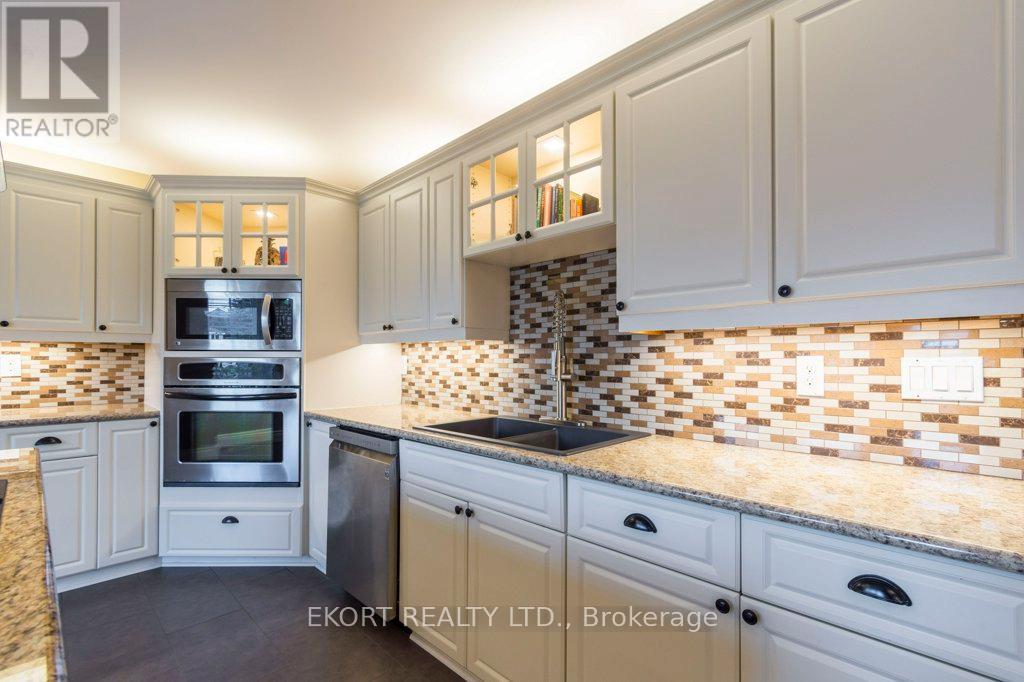 24 Kaiser Court Property Photo 14
