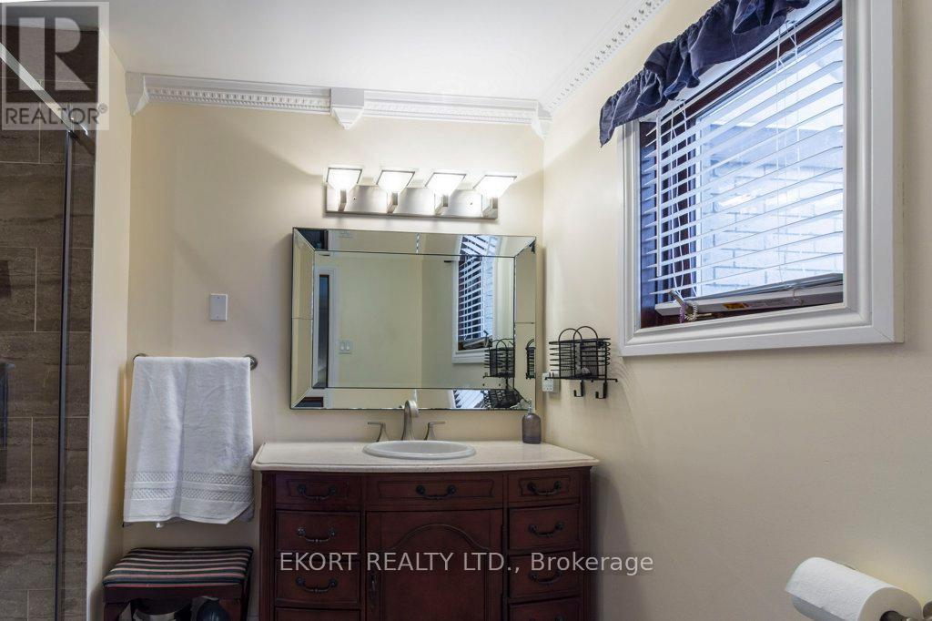 24 Kaiser Court Property Photo 23