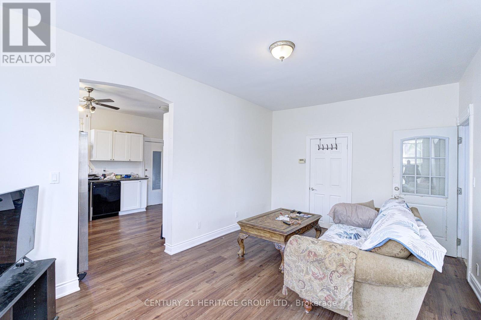 243 Gibson Avenue Property Photo 5