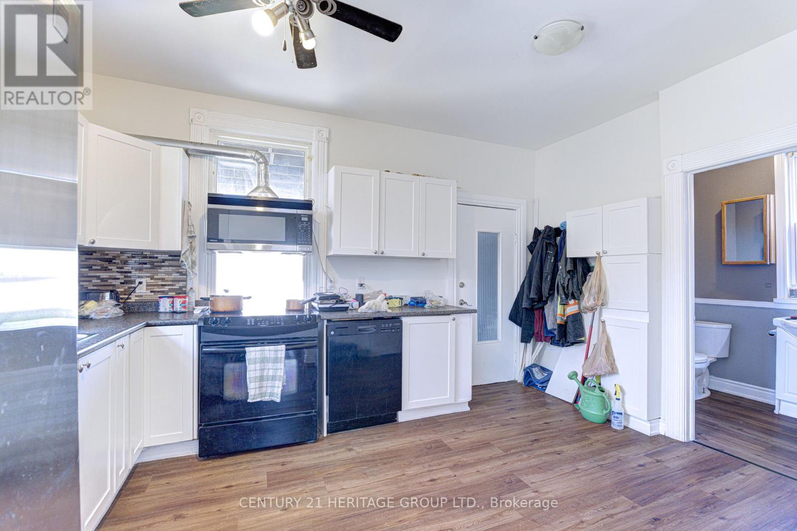 243 Gibson Avenue Property Photo 8