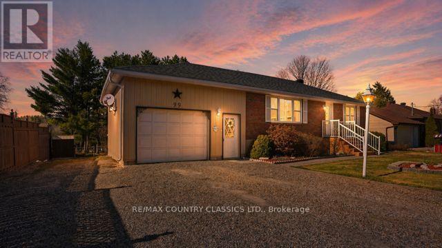 99 Maple Street Property Photo 1