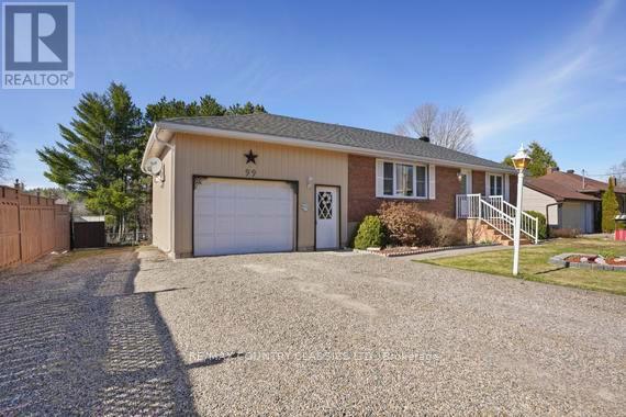 99 Maple Street Property Photo 31