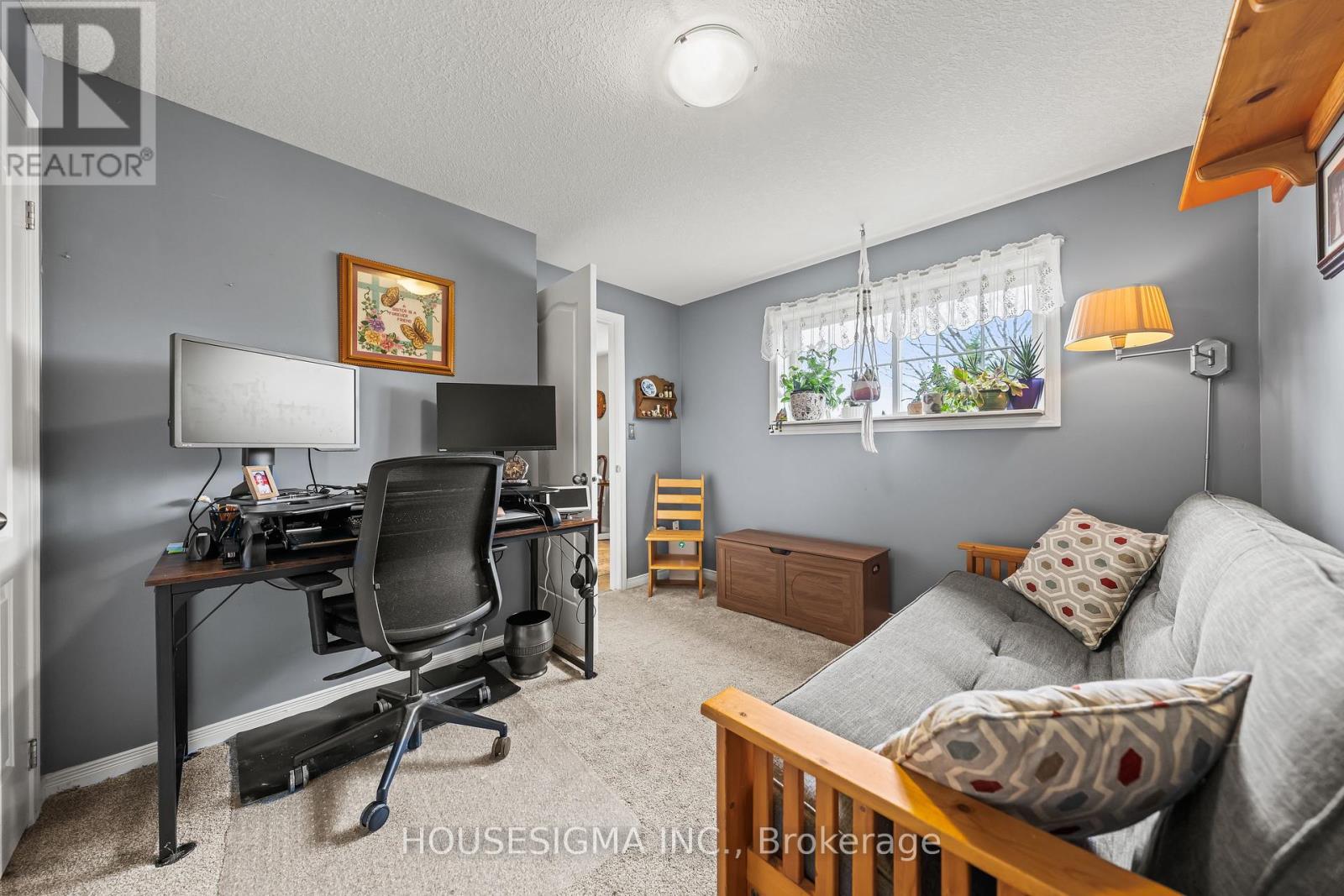 124 - 35 Mountford Drive Property Photo 21