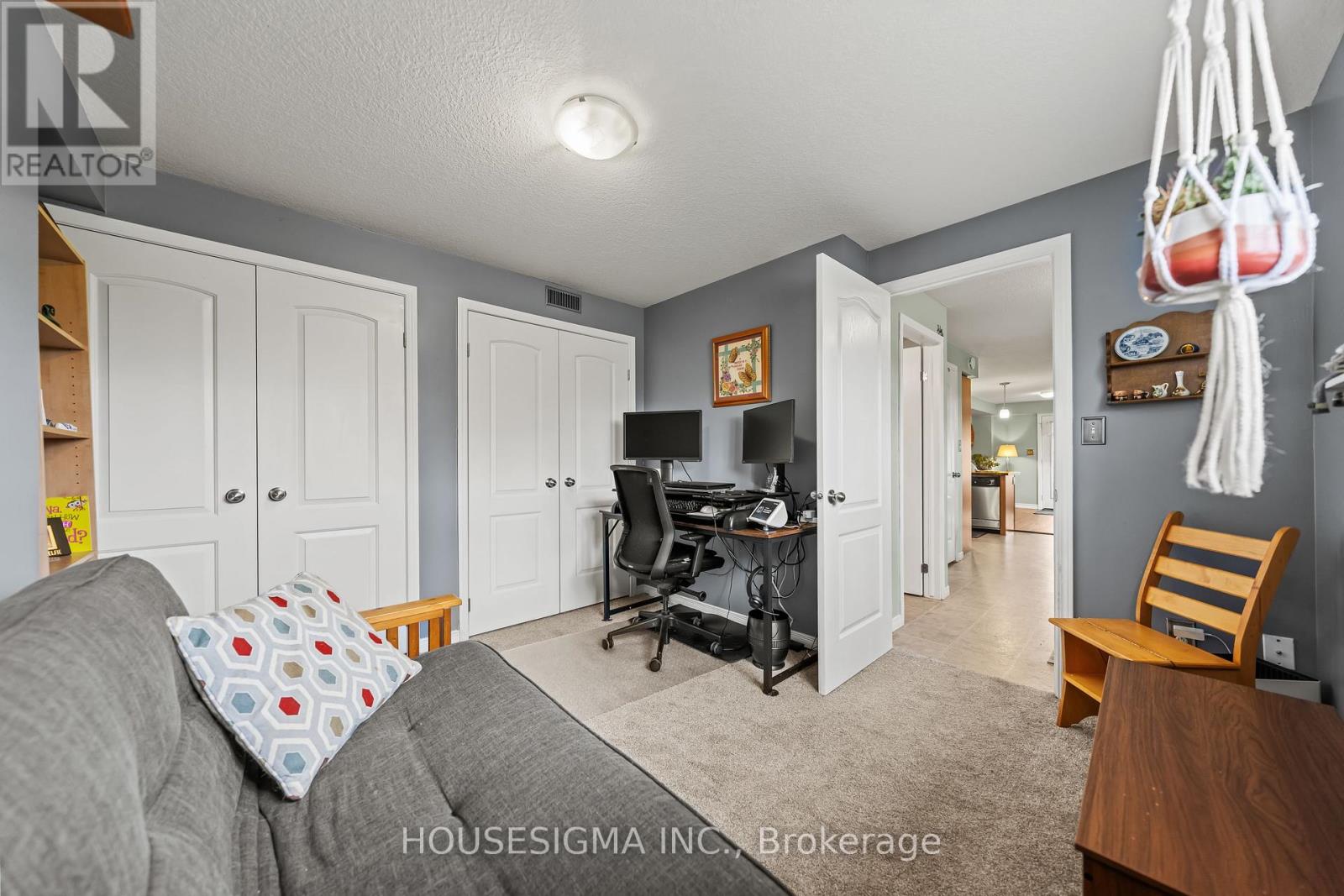 124 - 35 Mountford Drive Property Photo 22