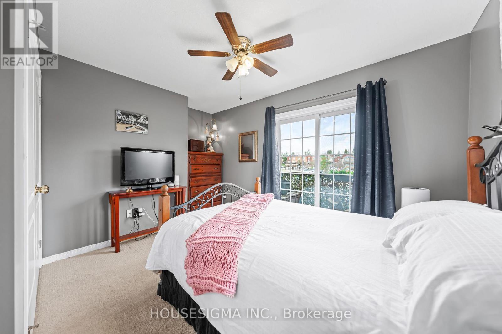 124 - 35 Mountford Drive Property Photo 24