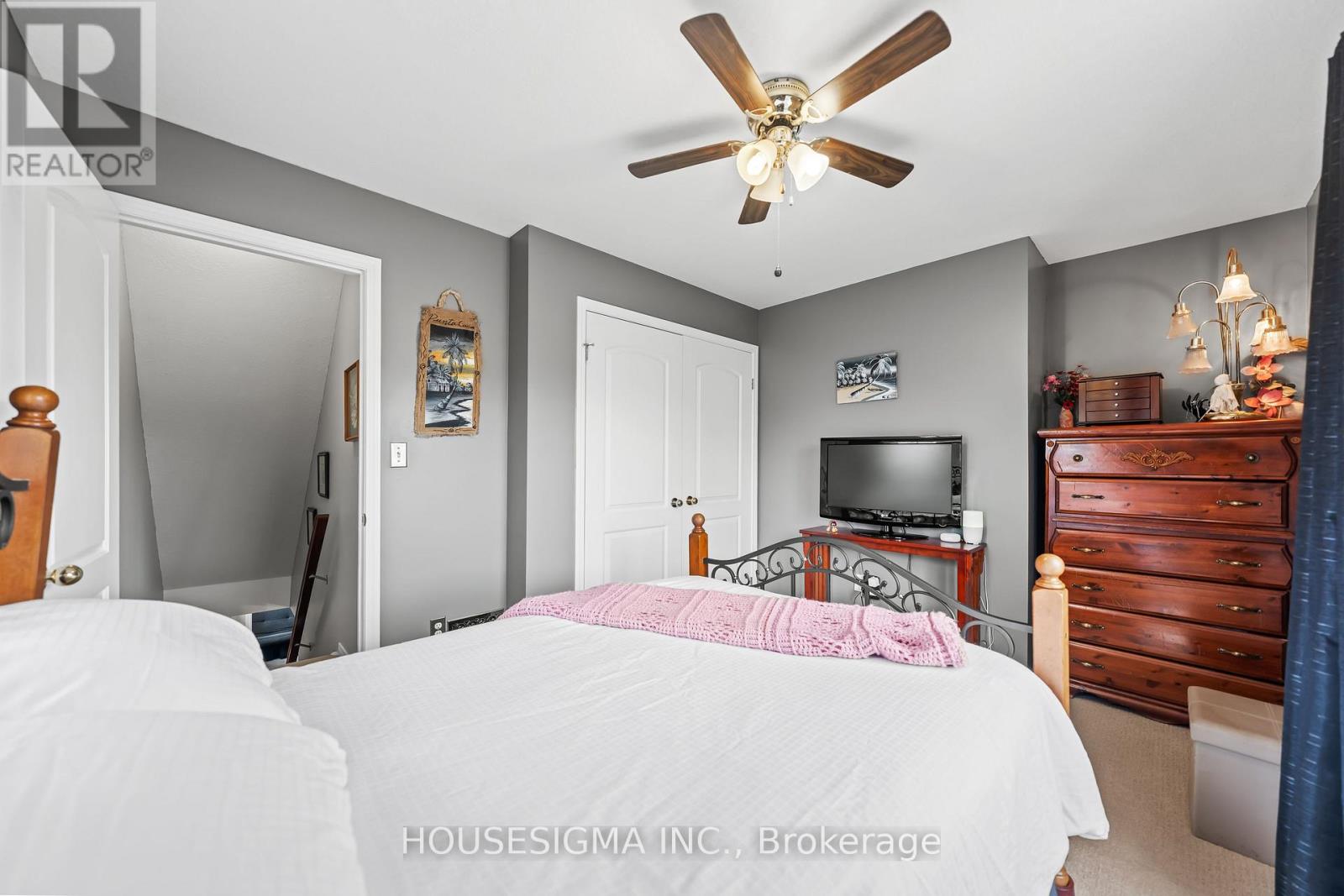124 - 35 Mountford Drive Property Photo 27