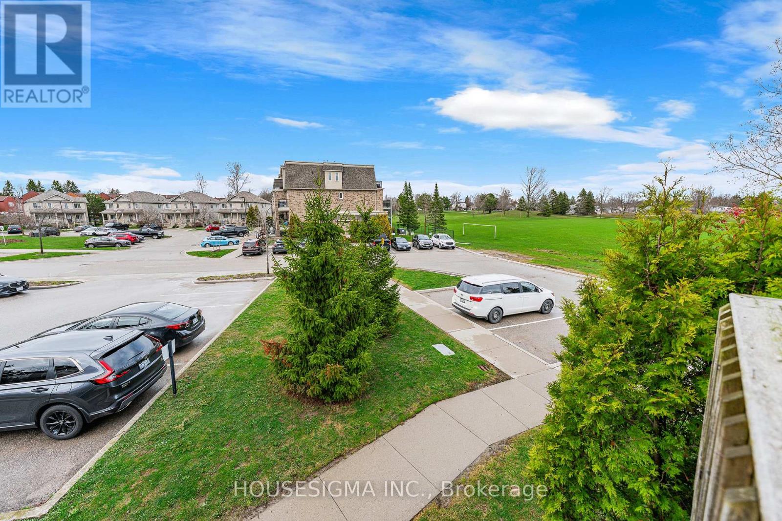 124 - 35 Mountford Drive Property Photo 34
