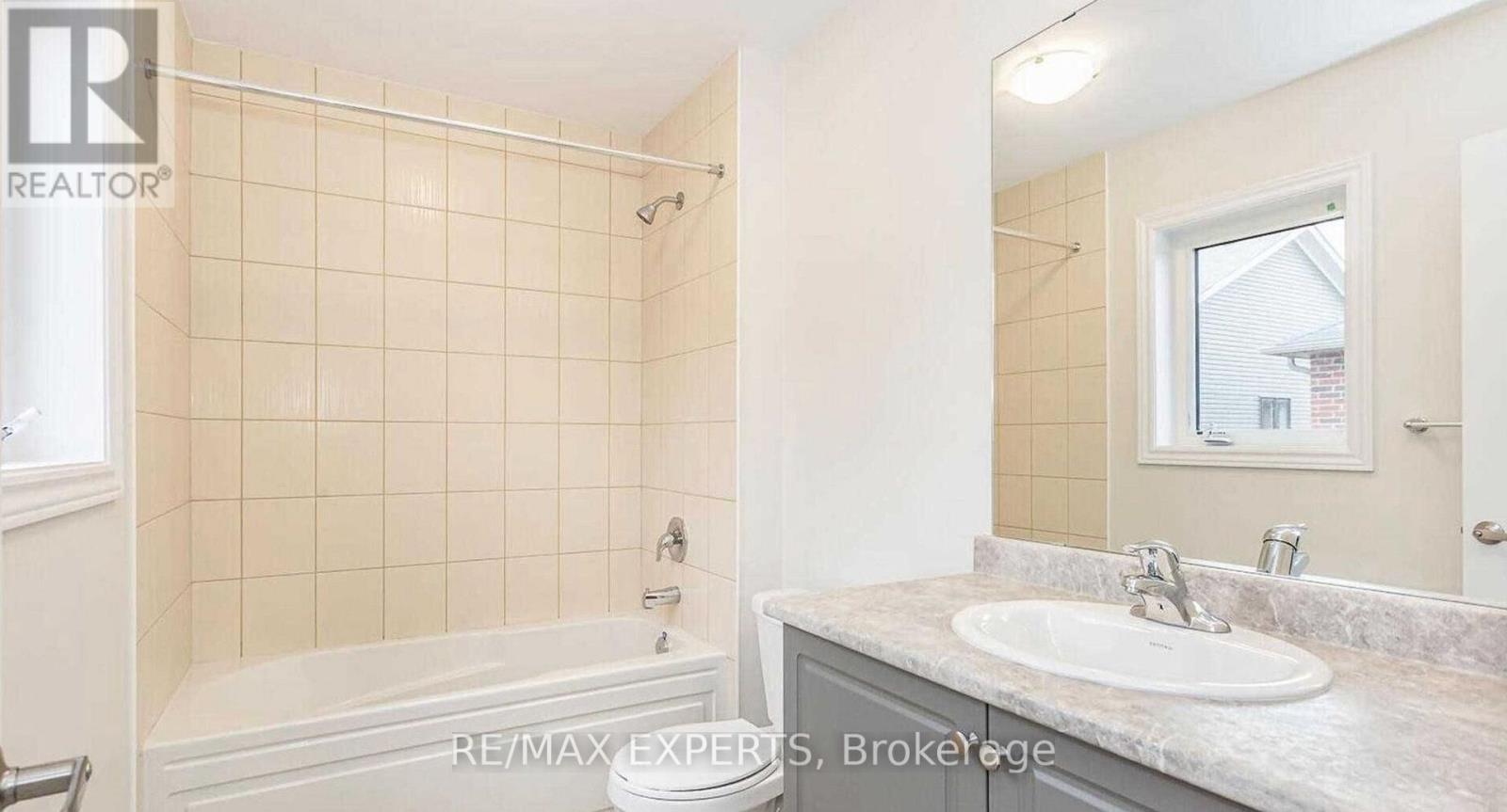 72 Malcolm Crescent Property Photo 11