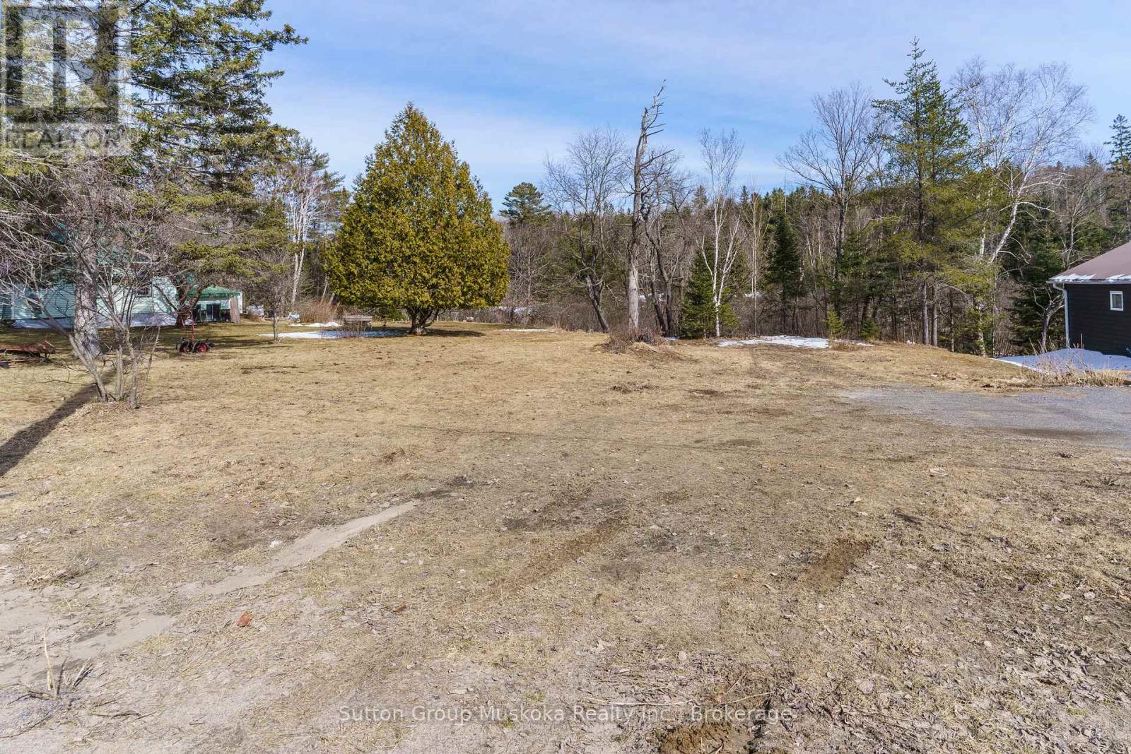 641 Muskoka Rd 3 Road N Property Photo 4