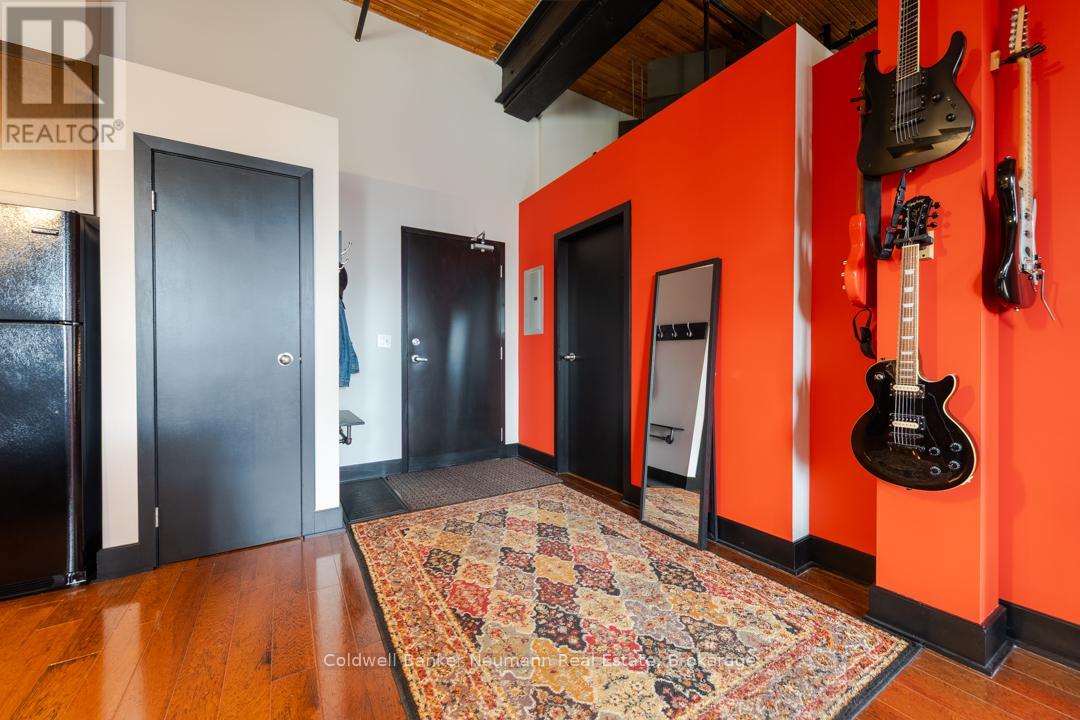 221 - 26 Ontario Street Property Photo 5