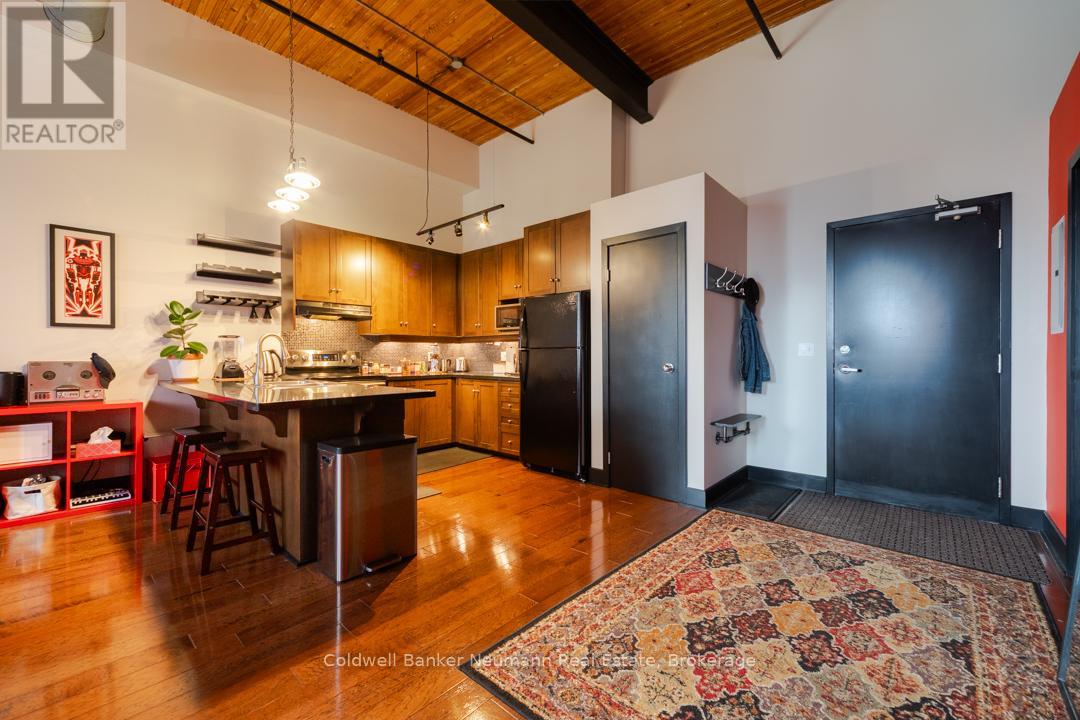 221 - 26 Ontario Street Property Photo 14