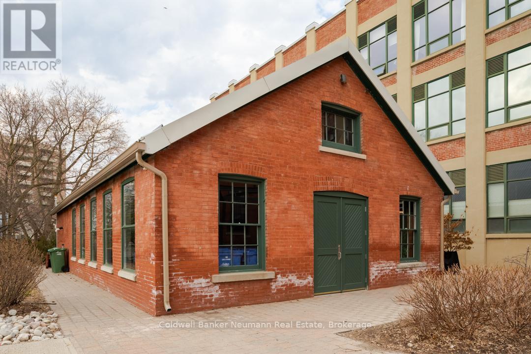 221 - 26 Ontario Street Property Photo 25