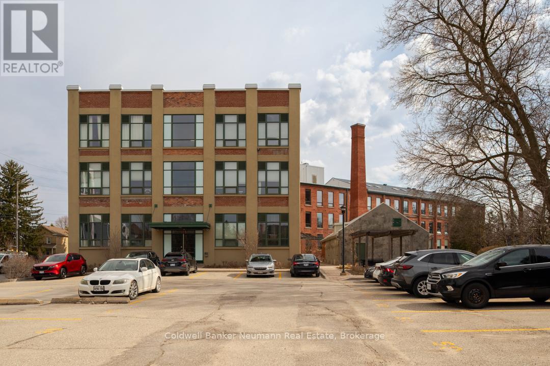 221 - 26 Ontario Street Property Photo 28