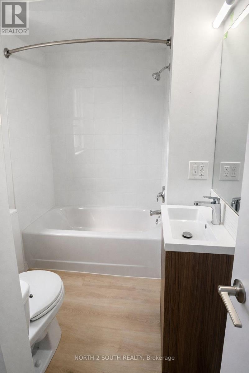 3 - 1024 King Street E Property Photo 5