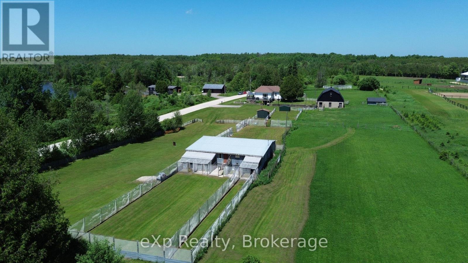 125 Lake Drive Property Photo 2