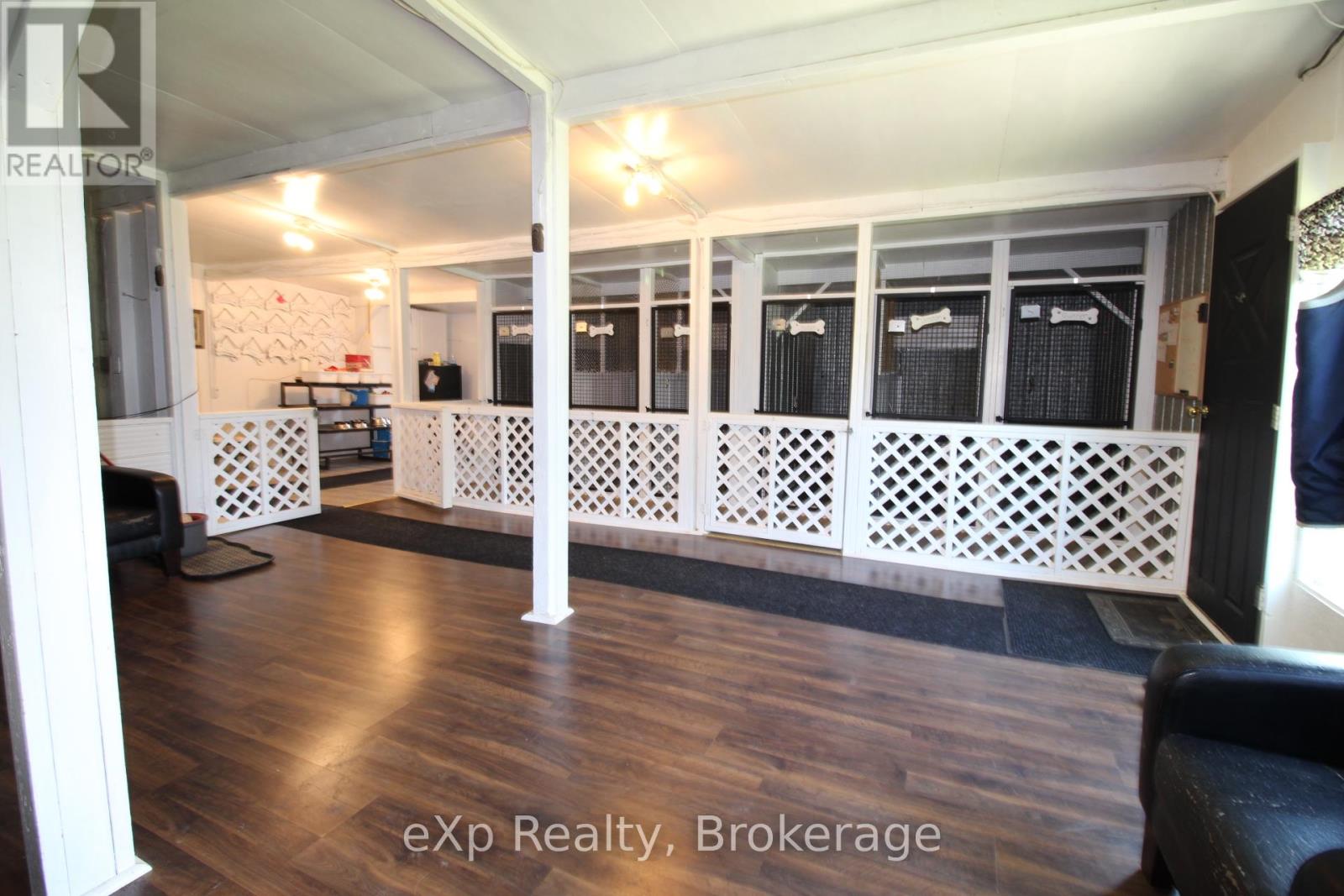 125 Lake Drive Property Photo 7