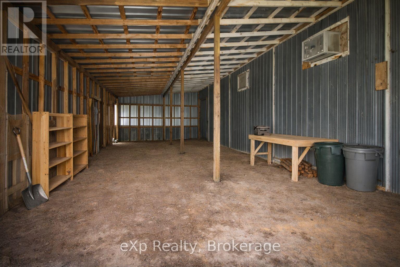 125 Lake Drive Property Photo 12