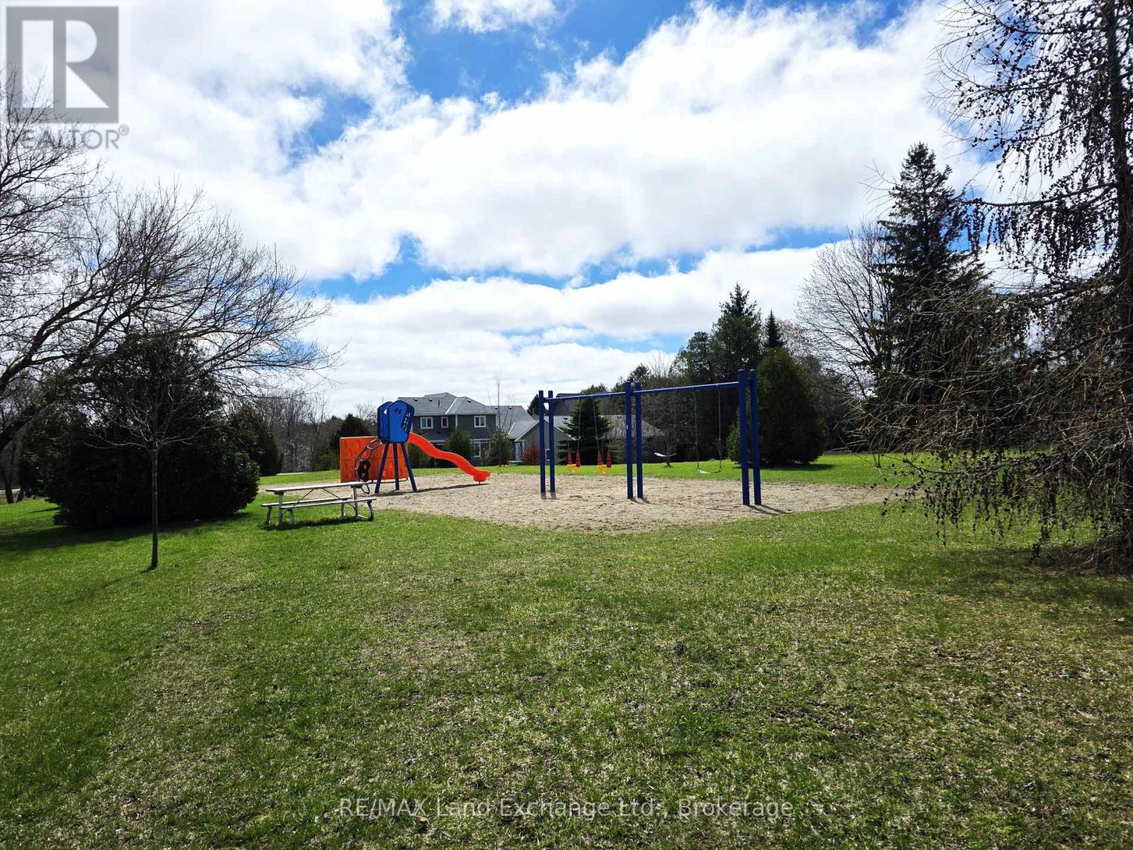 371 St Albert Street Property Photo 7