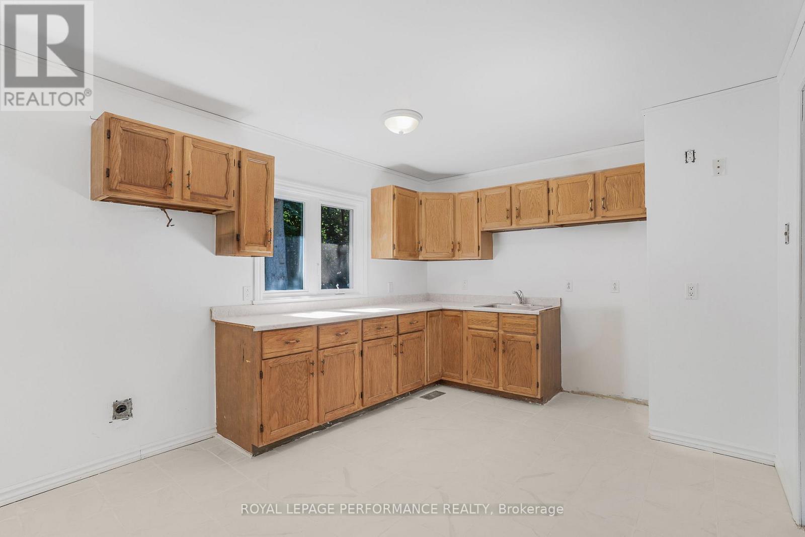69 Home Avenue Property Photo 6