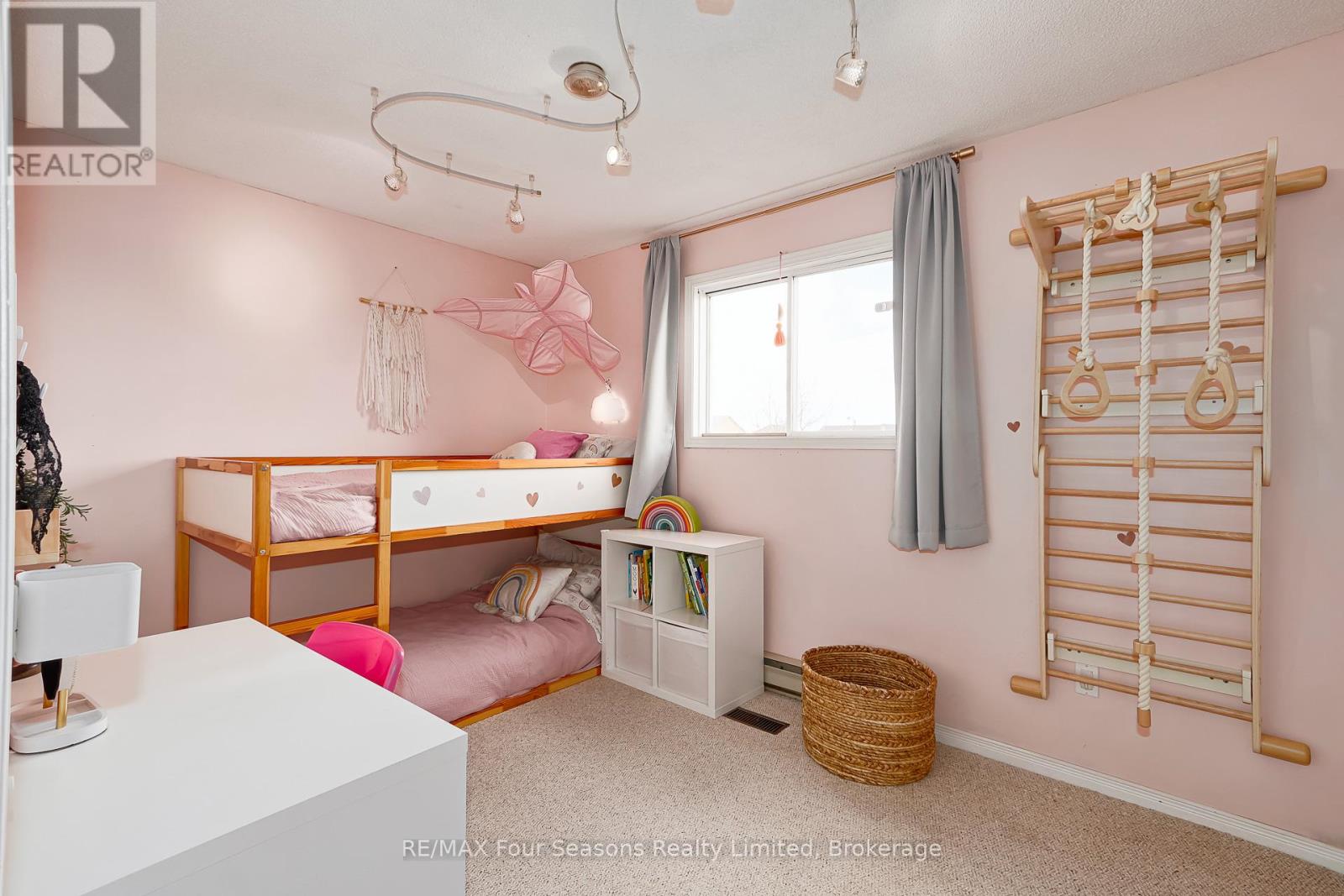 13 Clugston Drive Property Photo 22