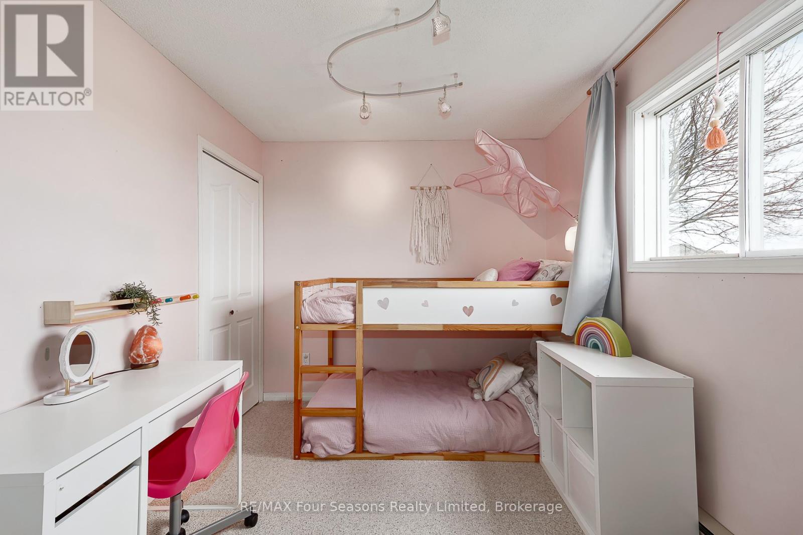 13 Clugston Drive Property Photo 23