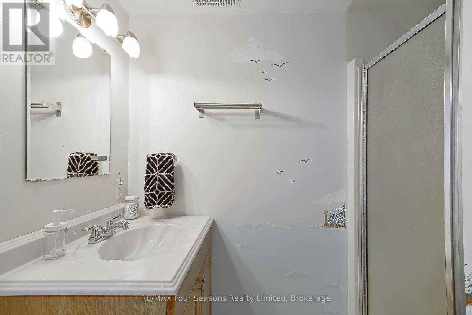 13 Clugston Drive Property Photo 34
