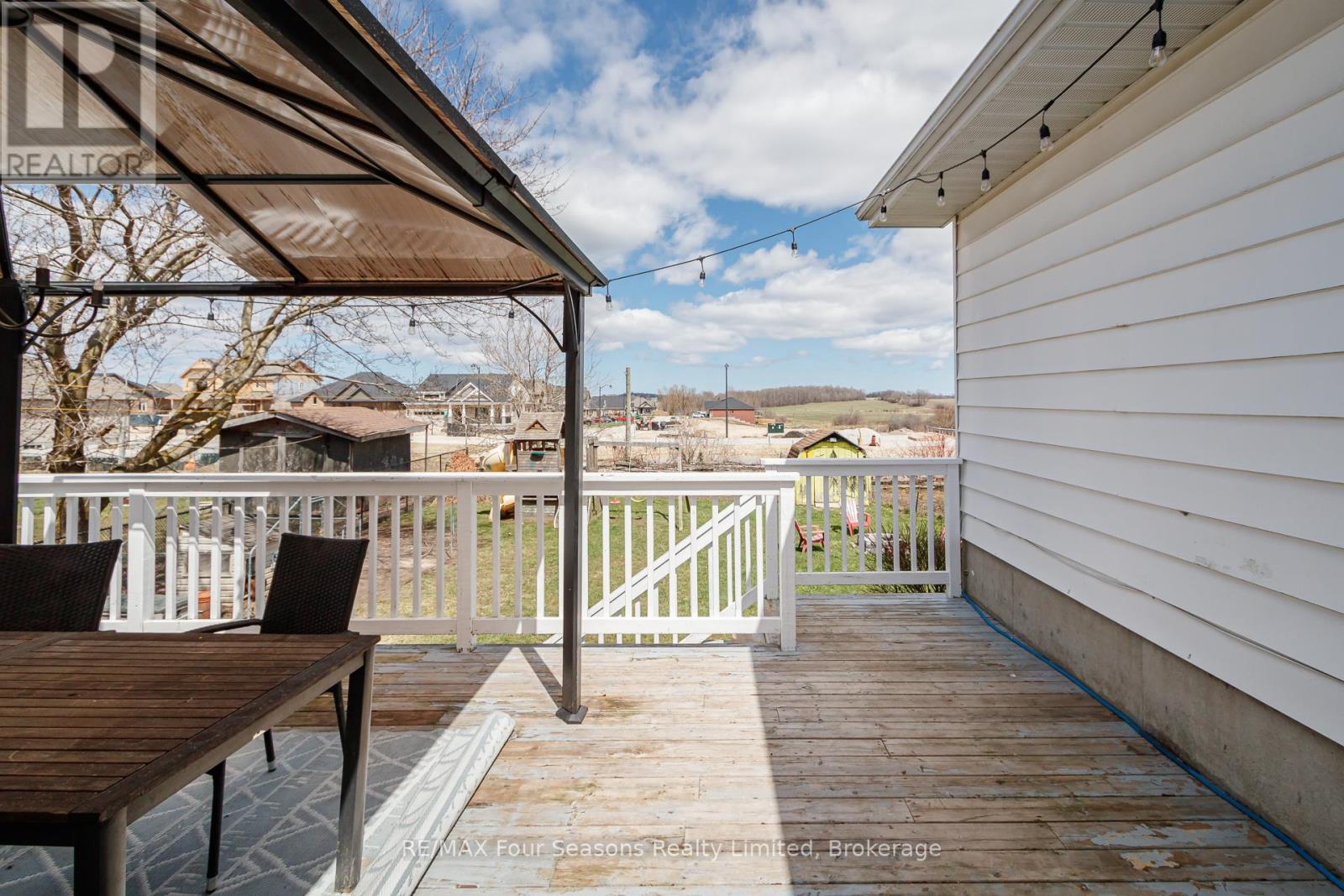 13 Clugston Drive Property Photo 43