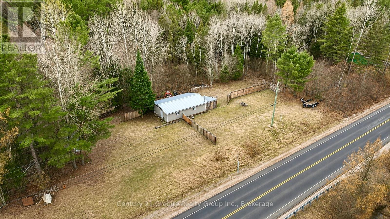 1725 Loop Road Property Photo 2