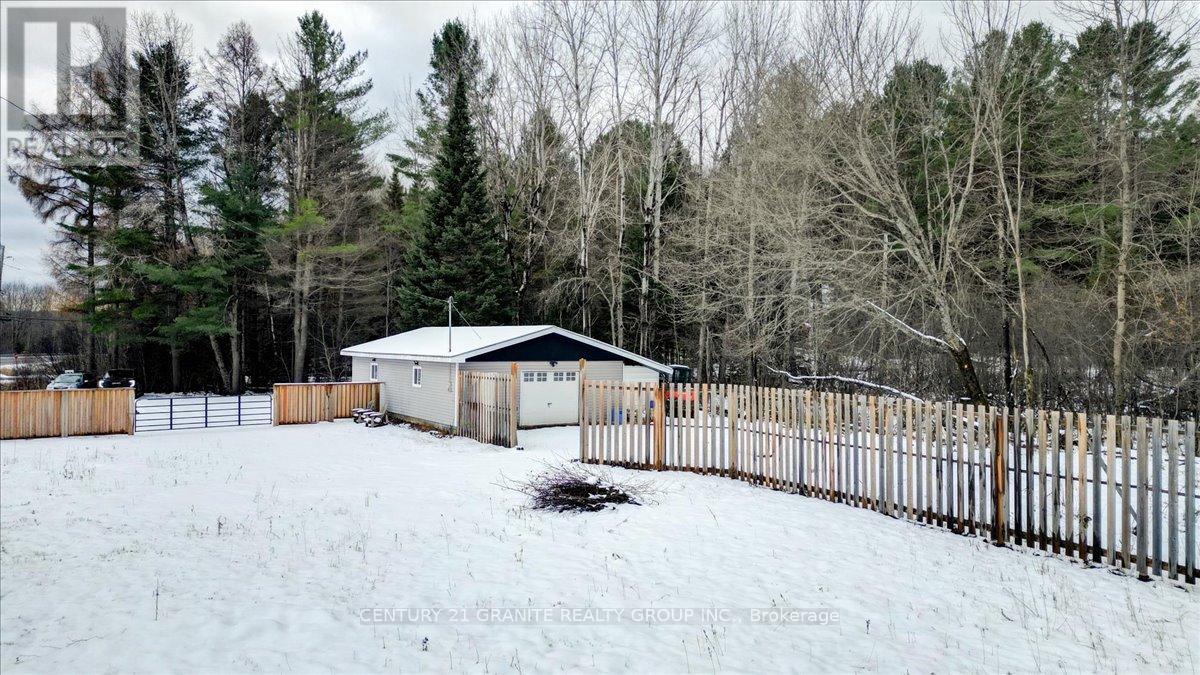 1725 Loop Road Property Photo 12