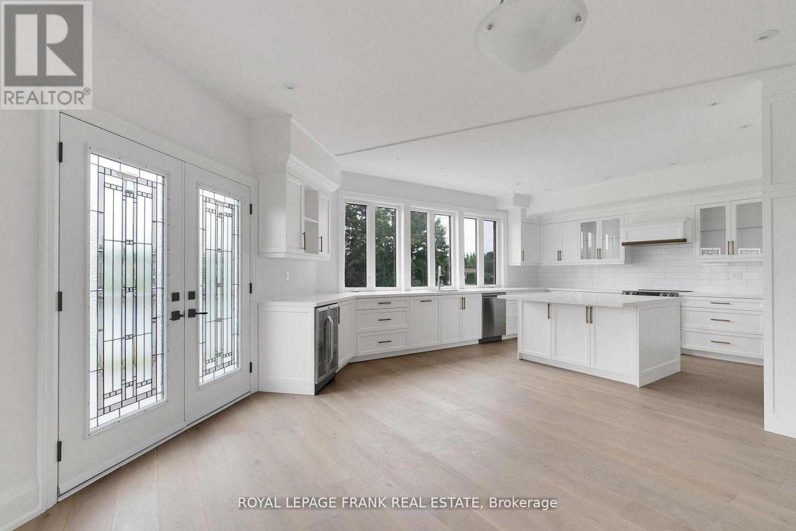 42 Pond Street Property Photo 11