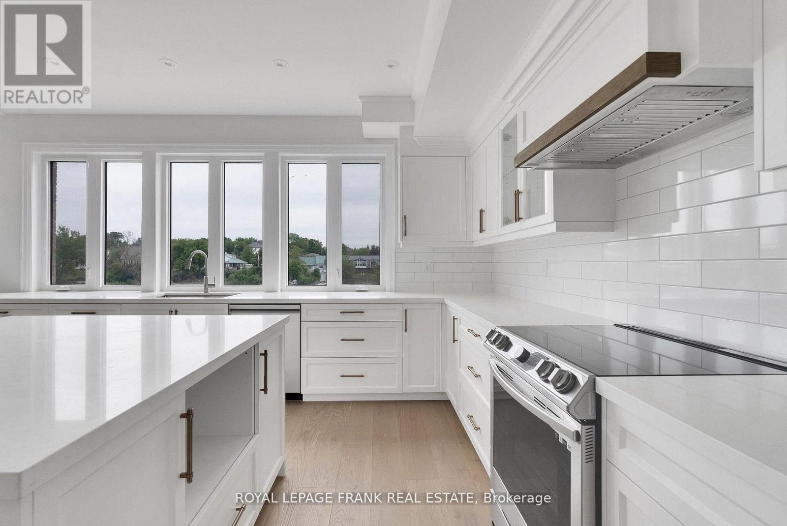 42 Pond Street Property Photo 13