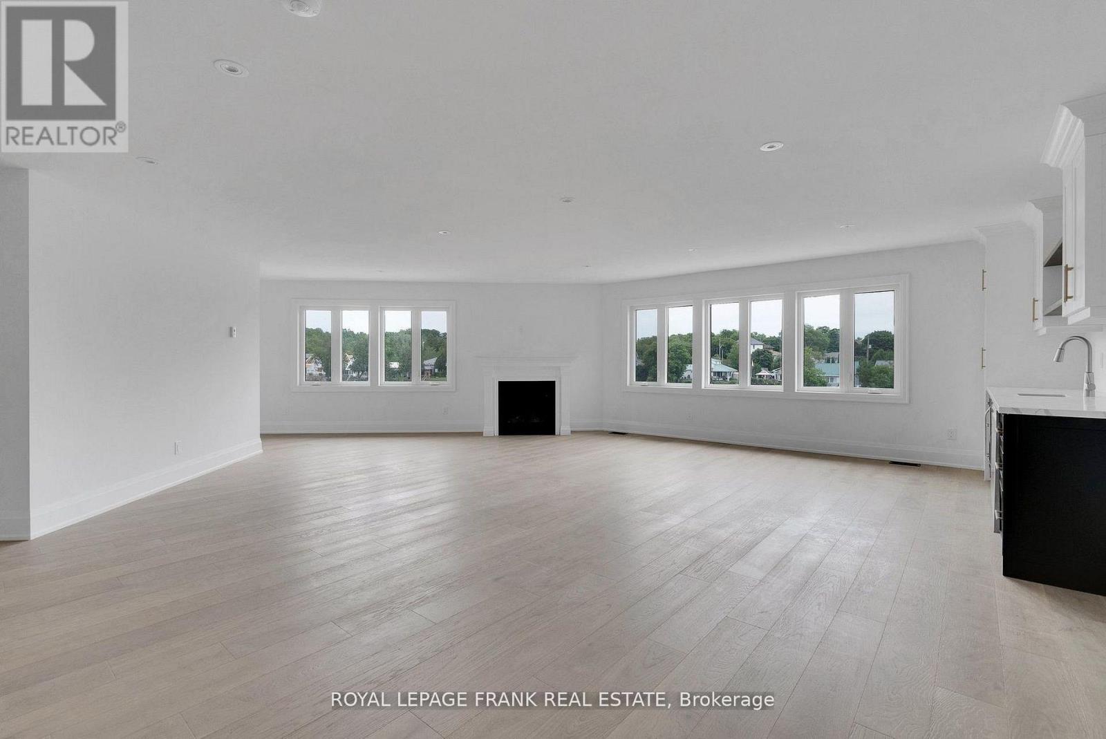 42 Pond Street Property Photo 18