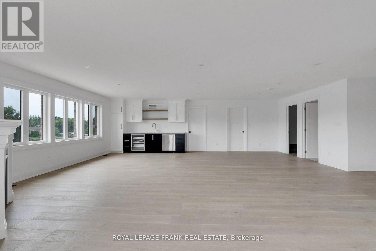42 Pond Street Property Photo 19