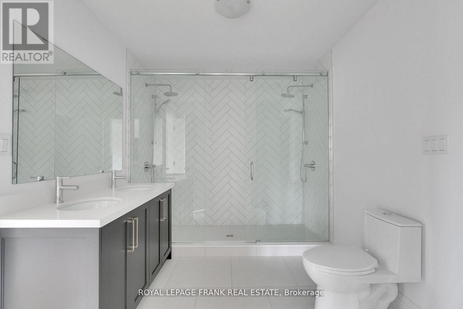42 Pond Street Property Photo 23