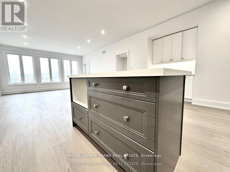 34 Pond Street Property Photo 5