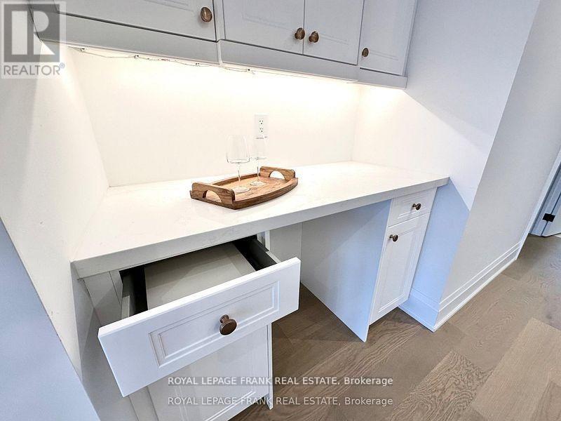 34 Pond Street Property Photo 7
